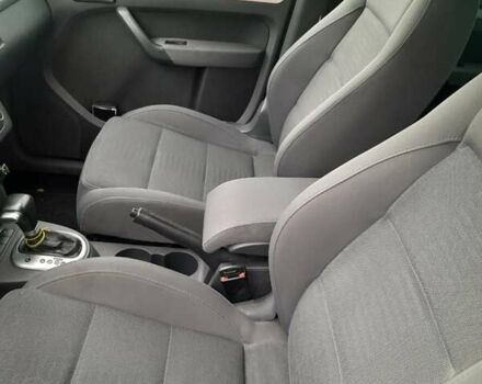 Сірий Фольксваген Туран, об'ємом двигуна 1.4 л та пробігом 250 тис. км за 6500 $, фото 7 на Automoto.ua