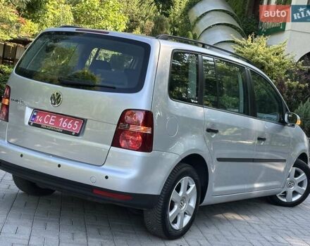 Сірий Фольксваген Туран, об'ємом двигуна 1.6 л та пробігом 230 тис. км за 6750 $, фото 28 на Automoto.ua