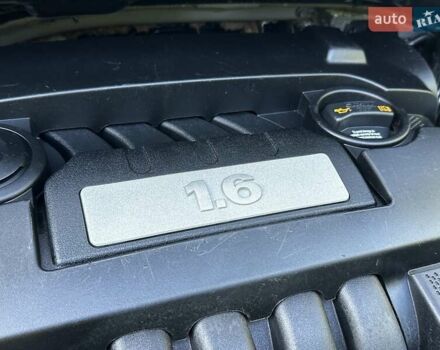 Сірий Фольксваген Туран, об'ємом двигуна 1.6 л та пробігом 230 тис. км за 6750 $, фото 123 на Automoto.ua