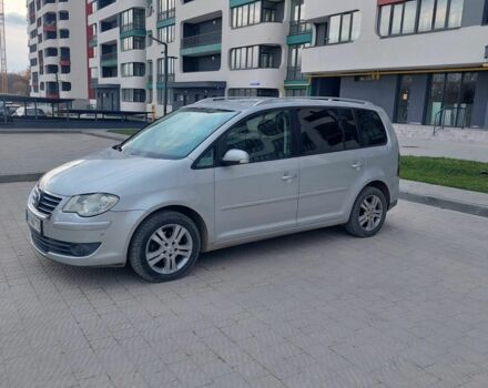 Сірий Фольксваген Туран, об'ємом двигуна 1.4 л та пробігом 237 тис. км за 6200 $, фото 1 на Automoto.ua