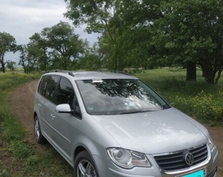 Серый Фольксваген Туран, объемом двигателя 1.4 л и пробегом 216 тыс. км за 6600 $, фото 7 на Automoto.ua