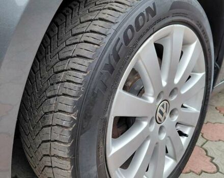 Серый Фольксваген Туран, объемом двигателя 1.6 л и пробегом 196 тыс. км за 7499 $, фото 12 на Automoto.ua