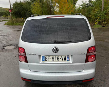 Сірий Фольксваген Туран, об'ємом двигуна 1.9 л та пробігом 226 тис. км за 7900 $, фото 5 на Automoto.ua