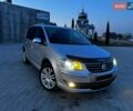 Сірий Фольксваген Туран, об'ємом двигуна 2 л та пробігом 279 тис. км за 7200 $, фото 1 на Automoto.ua