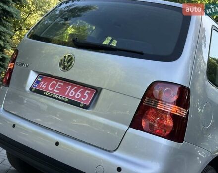 Сірий Фольксваген Туран, об'ємом двигуна 1.6 л та пробігом 230 тис. км за 6750 $, фото 31 на Automoto.ua