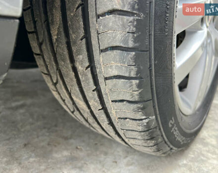 Серый Фольксваген Туран, объемом двигателя 1.6 л и пробегом 217 тыс. км за 8200 $, фото 13 на Automoto.ua