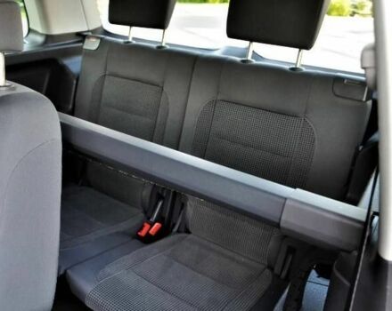 Серый Фольксваген Туран, объемом двигателя 0 л и пробегом 227 тыс. км за 2000 $, фото 5 на Automoto.ua