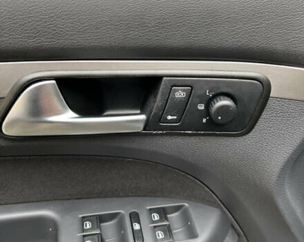 Сірий Фольксваген Туран, об'ємом двигуна 1.39 л та пробігом 208 тис. км за 7200 $, фото 9 на Automoto.ua