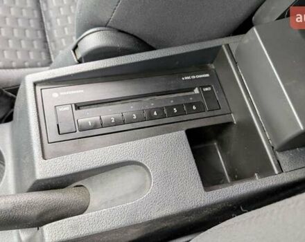 Серый Фольксваген Туран, объемом двигателя 1.39 л и пробегом 211 тыс. км за 5500 $, фото 14 на Automoto.ua