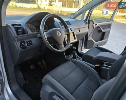 Серый Фольксваген Туран, объемом двигателя 1.6 л и пробегом 225 тыс. км за 6700 $, фото 23 на Automoto.ua