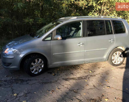 Серый Фольксваген Туран, объемом двигателя 1.4 л и пробегом 268 тыс. км за 6200 $, фото 2 на Automoto.ua