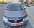Сірий Фольксваген Туран, об'ємом двигуна 1.6 л та пробігом 227 тис. км за 6999 $, фото 1 на Automoto.ua