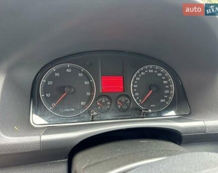 Серый Фольксваген Туран, объемом двигателя 1.6 л и пробегом 232 тыс. км за 7200 $, фото 8 на Automoto.ua