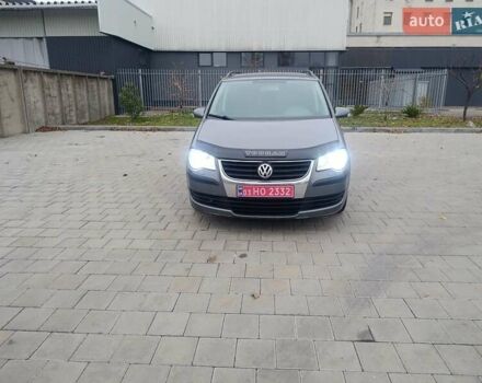 Серый Фольксваген Туран, объемом двигателя 1.6 л и пробегом 224 тыс. км за 7300 $, фото 8 на Automoto.ua