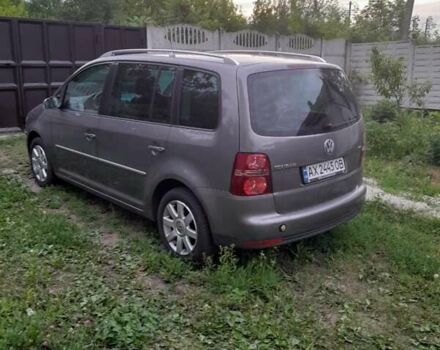 Сірий Фольксваген Туран, об'ємом двигуна 1.4 л та пробігом 250 тис. км за 6500 $, фото 2 на Automoto.ua