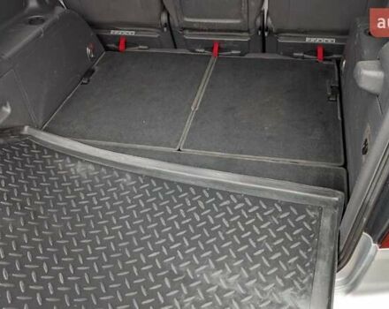 Серый Фольксваген Туран, объемом двигателя 1.39 л и пробегом 211 тыс. км за 5500 $, фото 9 на Automoto.ua