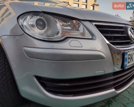 Серый Фольксваген Туран, объемом двигателя 1.6 л и пробегом 256 тыс. км за 6200 $, фото 16 на Automoto.ua