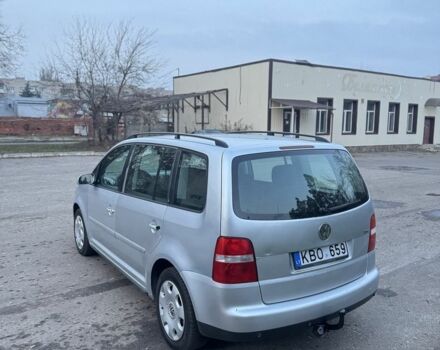 Серый Фольксваген Туран, объемом двигателя 1.9 л и пробегом 250 тыс. км за 3450 $, фото 7 на Automoto.ua