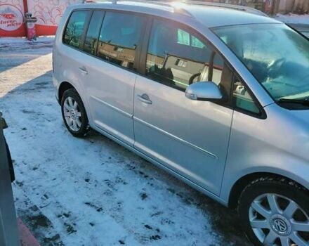 Серый Фольксваген Туран, объемом двигателя 1.4 л и пробегом 203 тыс. км за 7200 $, фото 23 на Automoto.ua