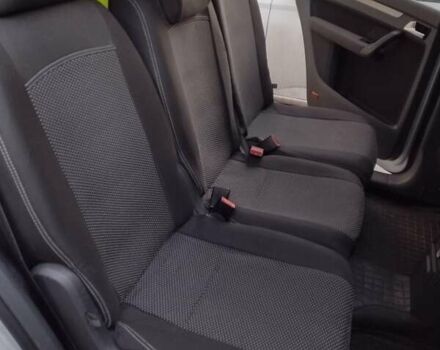 Серый Фольксваген Туран, объемом двигателя 1.6 л и пробегом 256 тыс. км за 6200 $, фото 24 на Automoto.ua