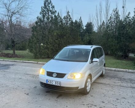 Серый Фольксваген Туран, объемом двигателя 1.9 л и пробегом 250 тыс. км за 3450 $, фото 9 на Automoto.ua