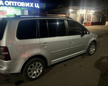 Серый Фольксваген Туран, объемом двигателя 1.9 л и пробегом 360 тыс. км за 6500 $, фото 4 на Automoto.ua