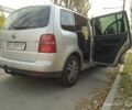 Сірий Фольксваген Туран, об'ємом двигуна 1.4 л та пробігом 231 тис. км за 6999 $, фото 17 на Automoto.ua