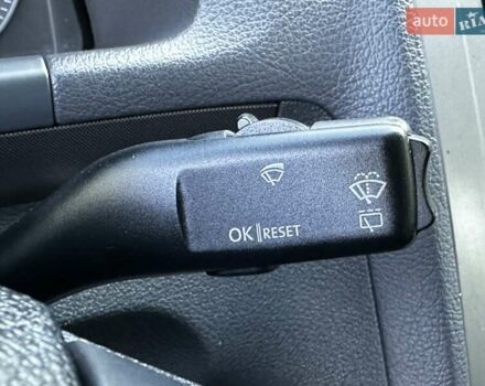 Сірий Фольксваген Туран, об'ємом двигуна 1.6 л та пробігом 230 тис. км за 6750 $, фото 73 на Automoto.ua