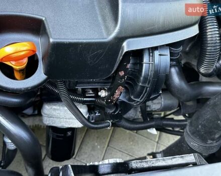 Сірий Фольксваген Туран, об'ємом двигуна 1.6 л та пробігом 230 тис. км за 6750 $, фото 120 на Automoto.ua