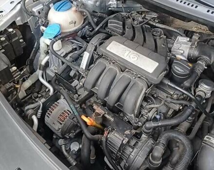 Сірий Фольксваген Туран, об'ємом двигуна 1.6 л та пробігом 285 тис. км за 6000 $, фото 11 на Automoto.ua