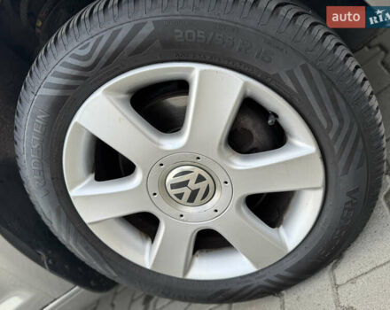 Серый Фольксваген Туран, объемом двигателя 1.4 л и пробегом 210 тыс. км за 5899 $, фото 27 на Automoto.ua