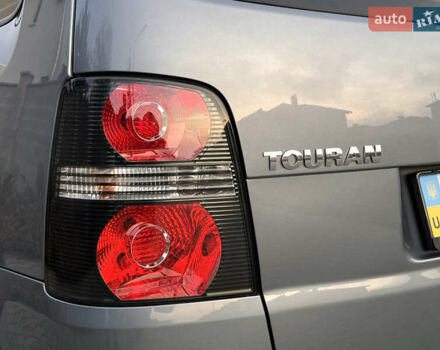 Сірий Фольксваген Туран, об'ємом двигуна 1.4 л та пробігом 48 тис. км за 8999 $, фото 23 на Automoto.ua