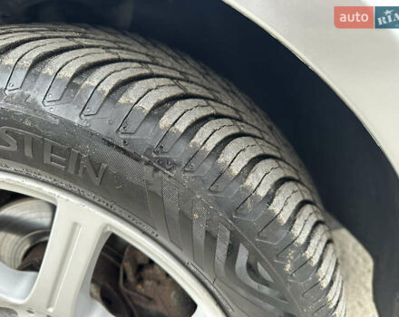 Серый Фольксваген Туран, объемом двигателя 1.6 л и пробегом 215 тыс. км за 6800 $, фото 16 на Automoto.ua