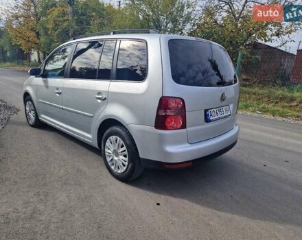 Серый Фольксваген Туран, объемом двигателя 1.39 л и пробегом 211 тыс. км за 6200 $, фото 2 на Automoto.ua