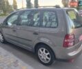 Сірий Фольксваген Туран, об'ємом двигуна 1.6 л та пробігом 227 тис. км за 6999 $, фото 2 на Automoto.ua