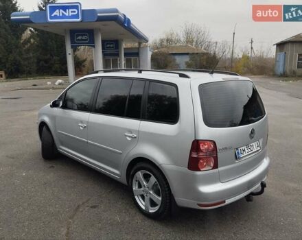 Серый Фольксваген Туран, объемом двигателя 1.6 л и пробегом 254 тыс. км за 7650 $, фото 3 на Automoto.ua