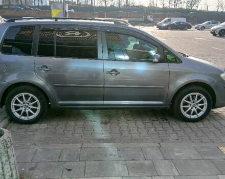 Серый Фольксваген Туран, объемом двигателя 1.4 л и пробегом 277 тыс. км за 6300 $, фото 13 на Automoto.ua