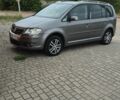 Серый Фольксваген Туран, объемом двигателя 0 л и пробегом 433 тыс. км за 3406 $, фото 1 на Automoto.ua