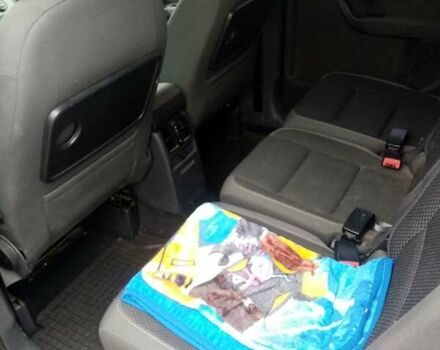 Серый Фольксваген Туран, объемом двигателя 2 л и пробегом 252 тыс. км за 6800 $, фото 9 на Automoto.ua