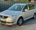 Сірий Фольксваген Туран, об'ємом двигуна 1.9 л та пробігом 325 тис. км за 5500 $, фото 1 на Automoto.ua