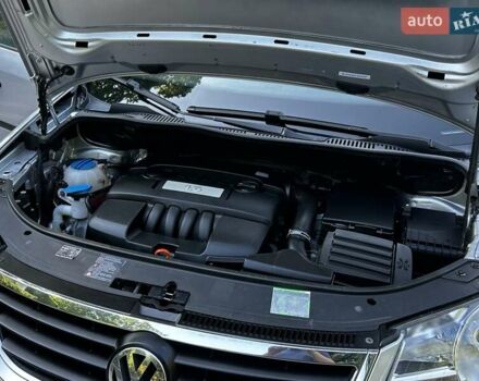 Сірий Фольксваген Туран, об'ємом двигуна 1.6 л та пробігом 230 тис. км за 6750 $, фото 116 на Automoto.ua