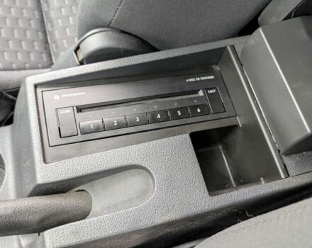 Серый Фольксваген Туран, объемом двигателя 1.4 л и пробегом 211 тыс. км за 5500 $, фото 15 на Automoto.ua