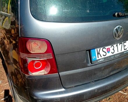 Серый Фольксваген Туран, объемом двигателя 2 л и пробегом 520 тыс. км за 3500 $, фото 2 на Automoto.ua