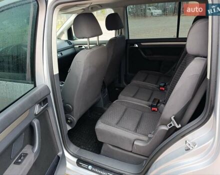 Сірий Фольксваген Туран, об'ємом двигуна 1.9 л та пробігом 285 тис. км за 7900 $, фото 11 на Automoto.ua