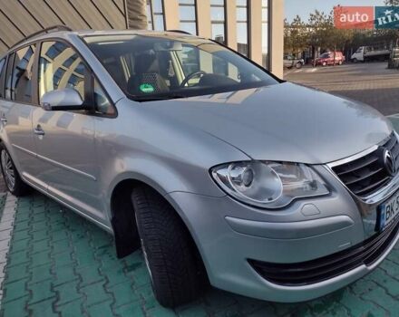 Серый Фольксваген Туран, объемом двигателя 1.6 л и пробегом 256 тыс. км за 6200 $, фото 14 на Automoto.ua