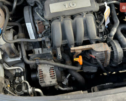 Сірий Фольксваген Туран, об'ємом двигуна 1.6 л та пробігом 218 тис. км за 8400 $, фото 63 на Automoto.ua