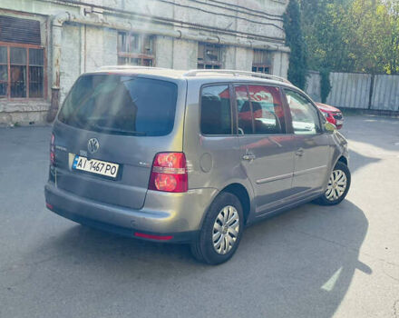 Серый Фольксваген Туран, объемом двигателя 1.39 л и пробегом 220 тыс. км за 4800 $, фото 12 на Automoto.ua