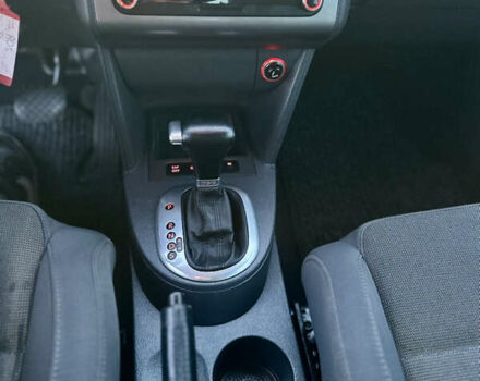 Сірий Фольксваген Туран, об'ємом двигуна 1.4 л та пробігом 248 тис. км за 7500 $, фото 25 на Automoto.ua