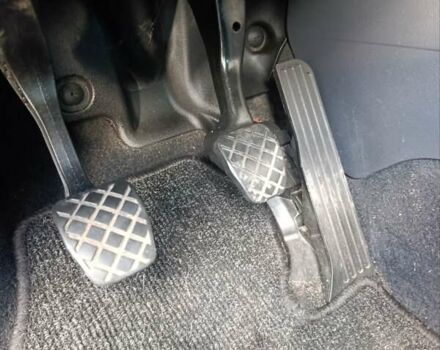 Серый Фольксваген Туран, объемом двигателя 1.6 л и пробегом 203 тыс. км за 6900 $, фото 27 на Automoto.ua