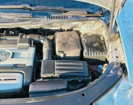 Серый Фольксваген Туран, объемом двигателя 1.4 л и пробегом 203 тыс. км за 7200 $, фото 4 на Automoto.ua